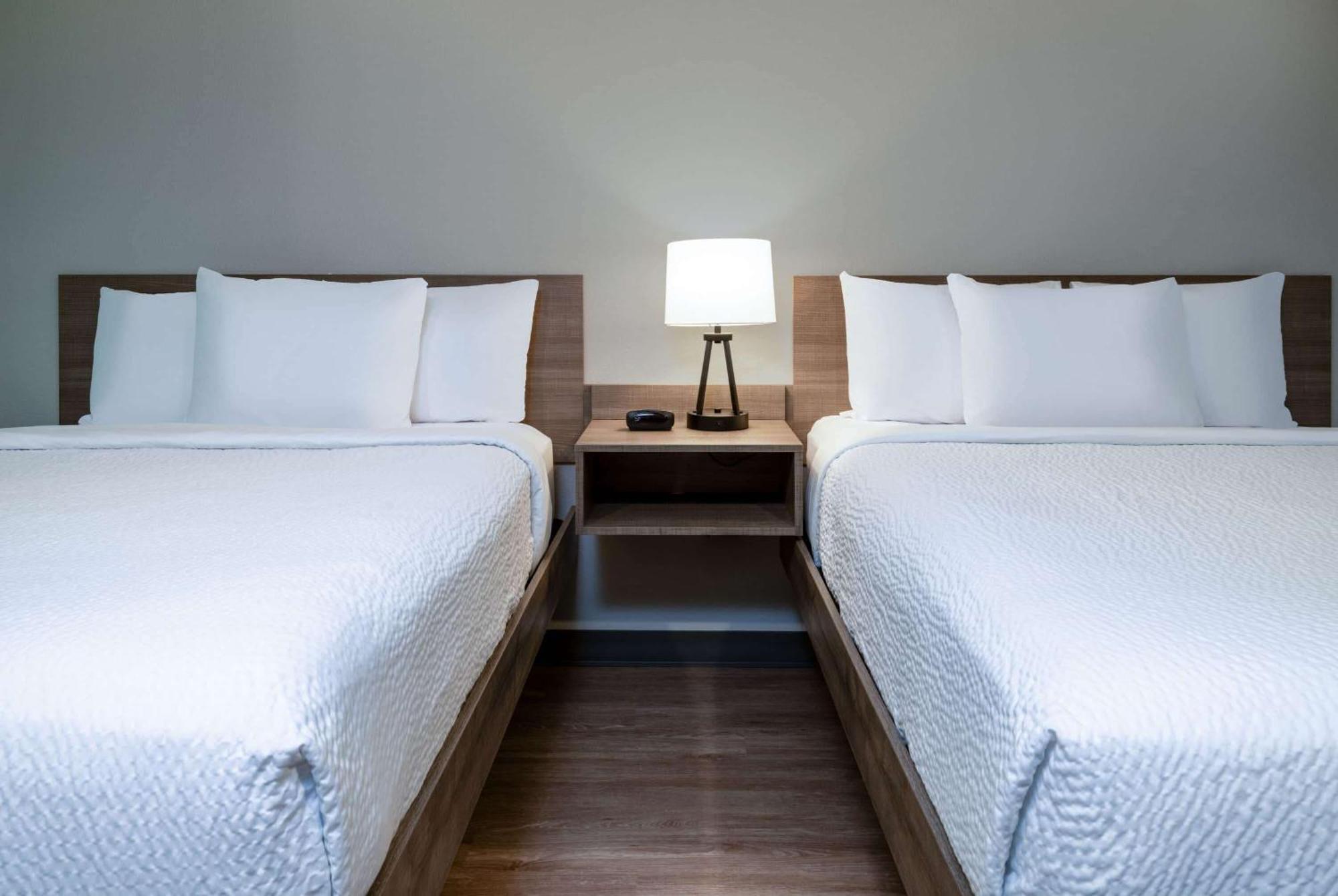 Echo Suites Extended Stay By Wyndham Nashville/ แกลลาทิน ภายนอก รูปภาพ